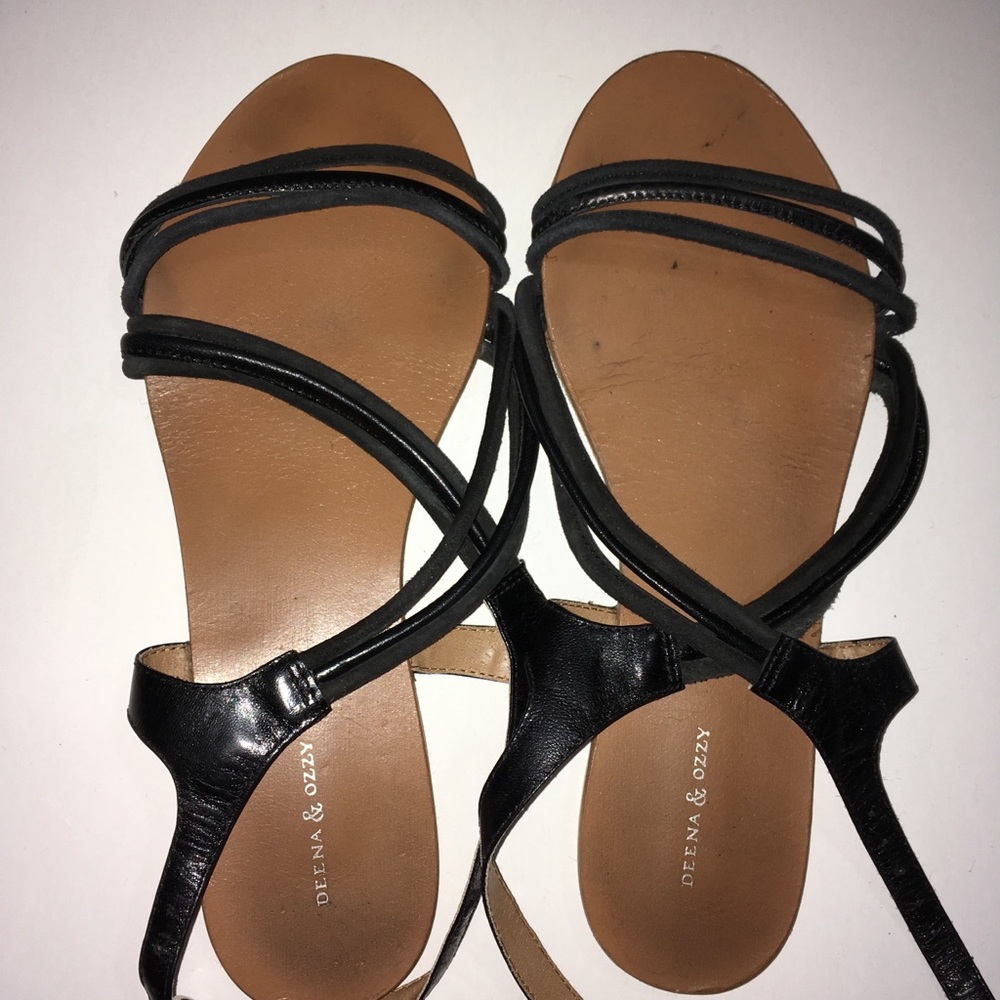 Deena and Ozzy sandals size 8